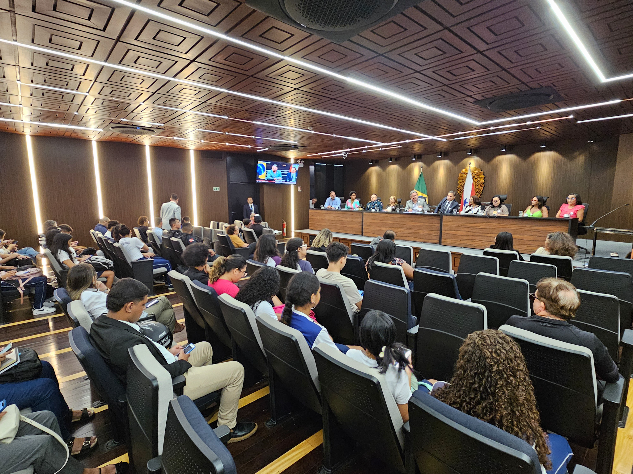 Sessão Semana Paraense